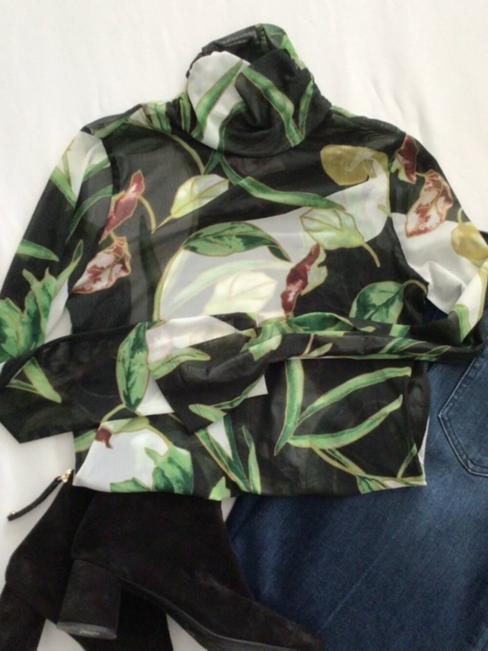 WHBM Sheer Black Floral Turtleneck Top Sz XS